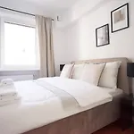Long Term Stay, Expats And Business Travelers